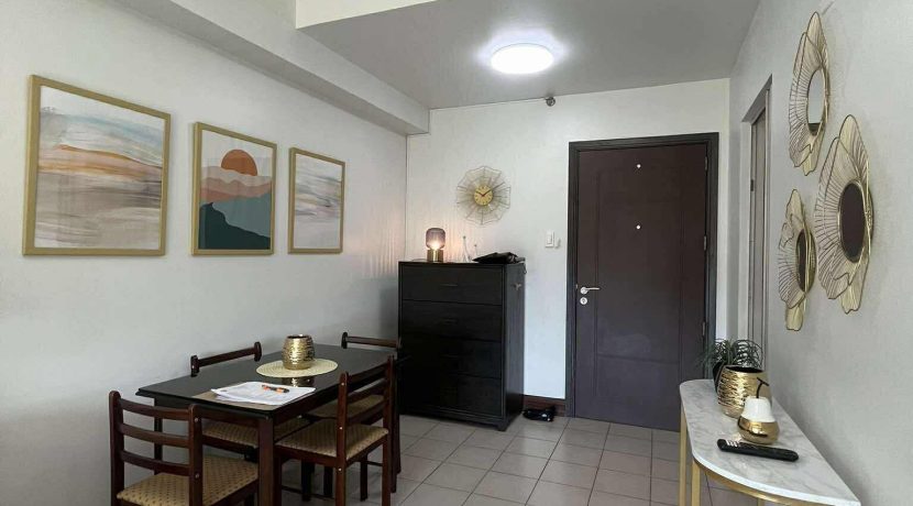 2ed7947df4bae4377ed9a7d0cd1ec78b