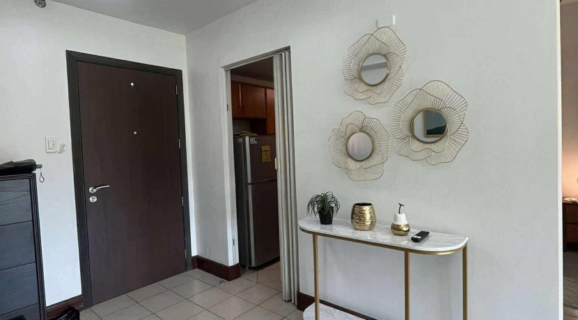 39d1d5ea01ebaa2112a9694cd5d0a9c8