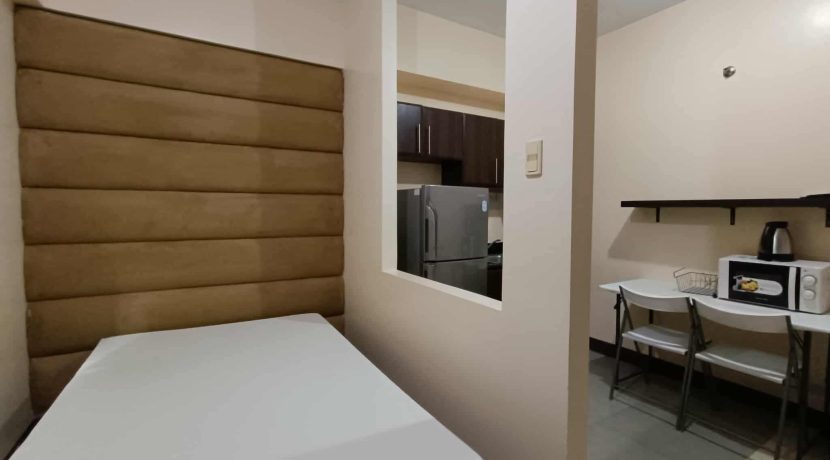 f9a78b2f4ed472f36b771477e0a0da64