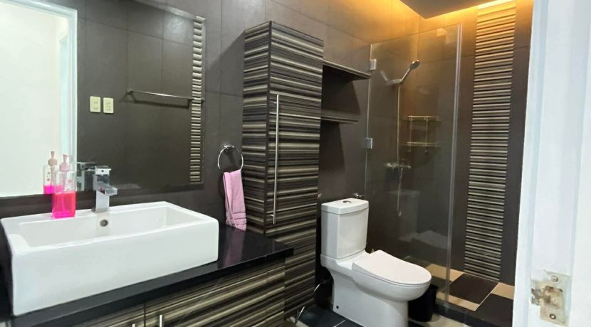 86a895f28e77ed6aa168700de5e487ba