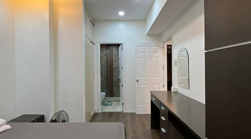 8d81901cbcf51e1f83f6d52748d4b34b