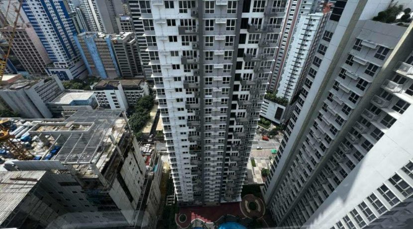 d3e3aac57e5b527fce2fe95fe81dfa5b