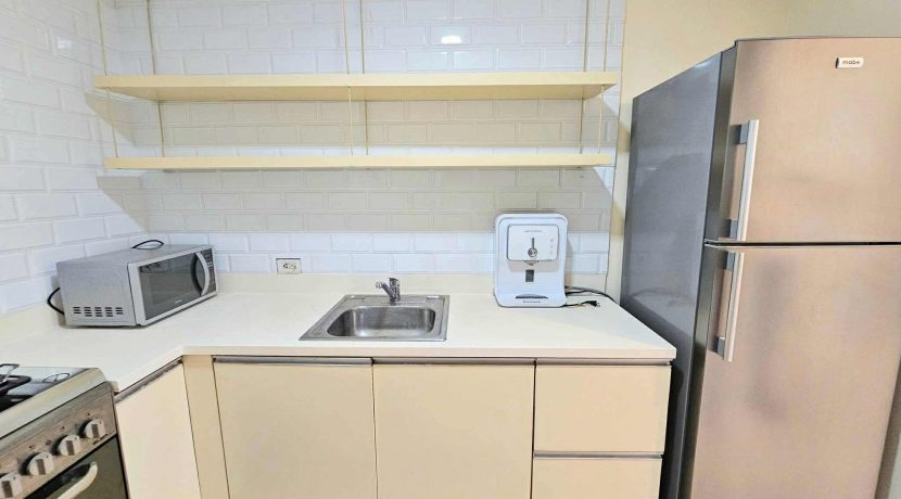 2abeb30369fefd6f71e919eb223671a9