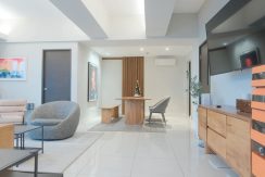 55c38302107ea7e8f384b4513e6e0b1c