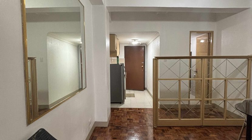 98cf9bd95284619446429e4896a9968e