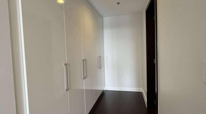 b7f3735d54947ad6f70bd32eb44c8995