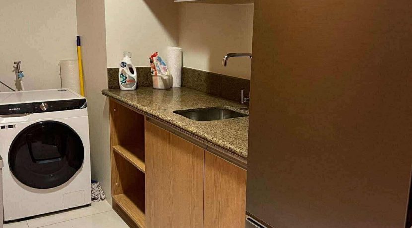 ea50e2d3b92ff63d913f80928fb95035