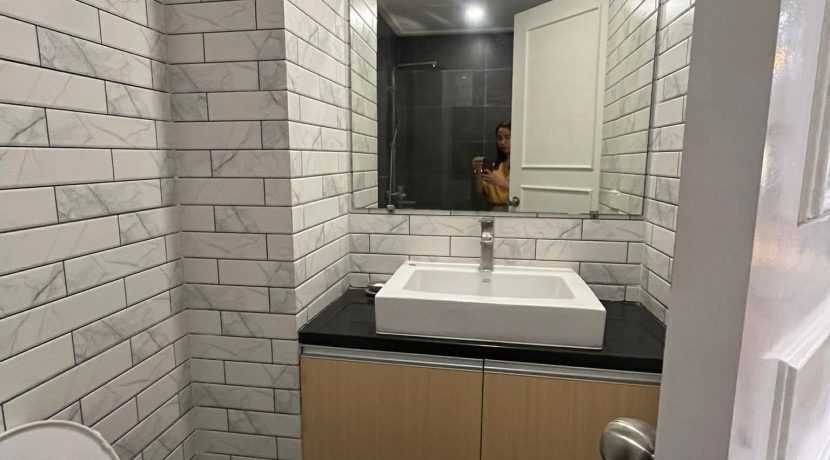 010103b80a0454b25bc73b99d7f188d6