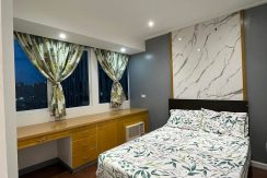 4b5f9ec29916c03187a6b9fdc9181300