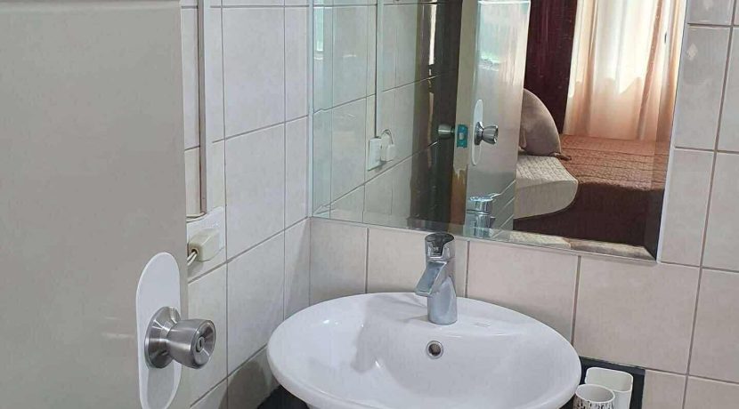 5e2b5c7b7f9c0cf09c7efbf09f1da3bc