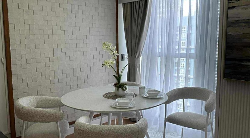 82da11fbccba8488497e0893d0fa6a05