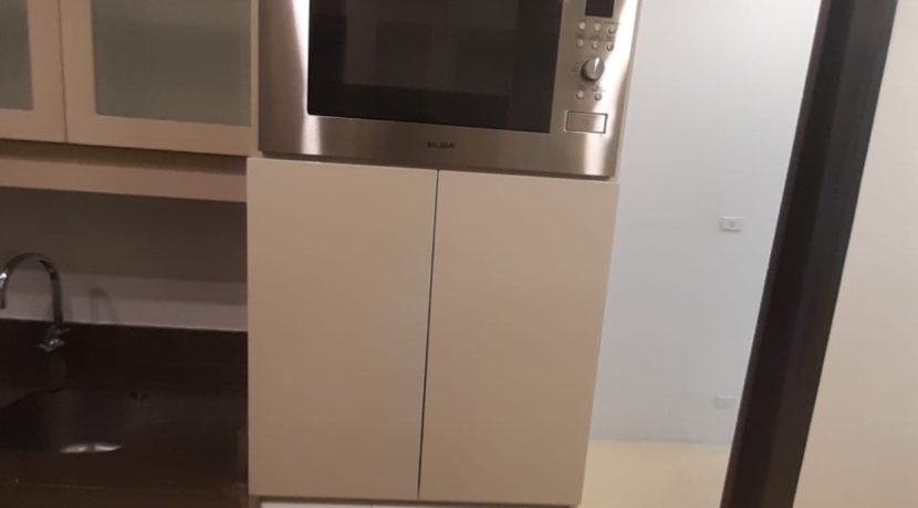 IMG-c4767d54a67f573015e5739eadab2900-V