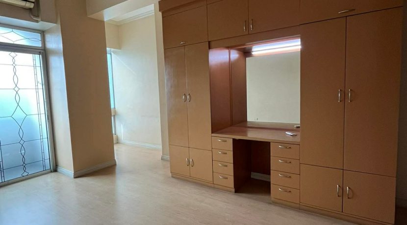 a9e682732b8906ef8a292401c26e8c44