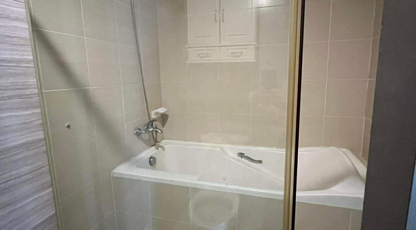 c233fbfae2ce1b6accdec5f9bb2a6a1f