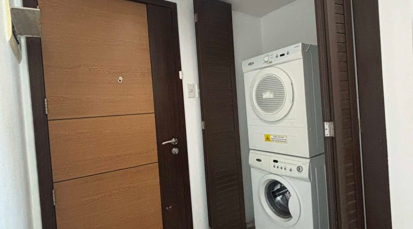 e1b725a331c4171479f4f11ddb406ae6