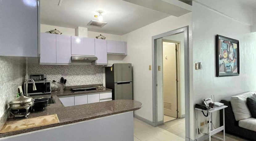 1b7f079dbf50a7f48b65c9c9a3b07380