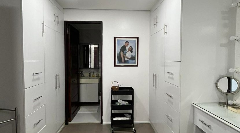 2edbb34fad5040250c948f2d7aed8c5e