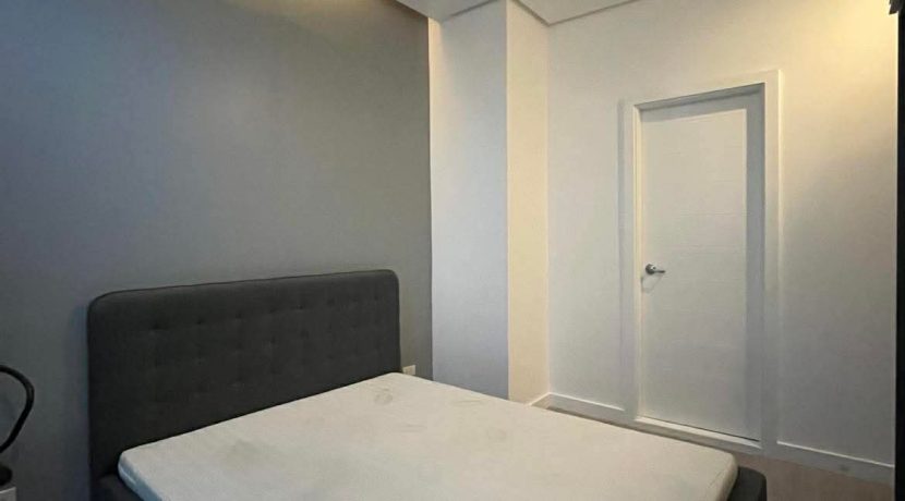 672fdf0a19c73d8e7075ad66d9f7e389