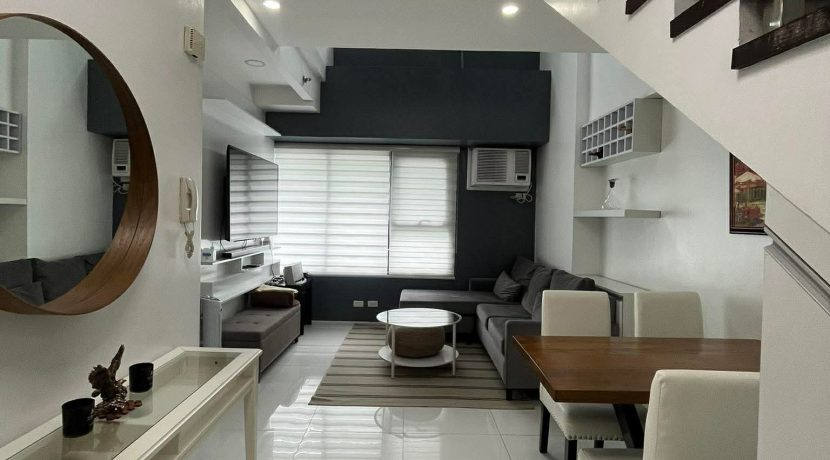 689e2583689173e8c87b5b4ffb62ff28