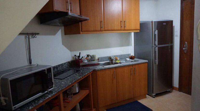 7400c5996783ae7fd1a427825ffffe33