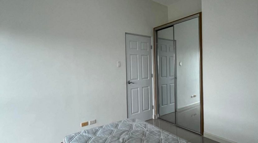 7ac019af0bd1db15604a0e51fb2be821