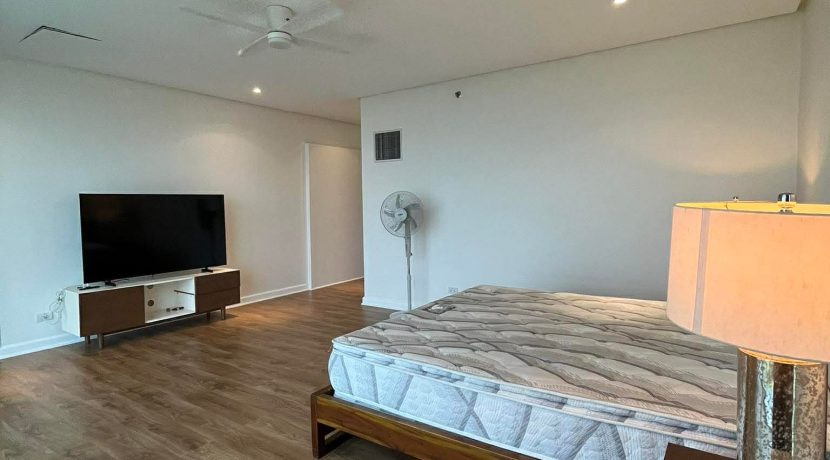 81977c9289b9ffb2e106a60222557b1d