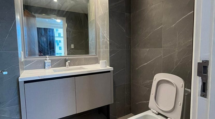 82b769802b4ea00e22d3d8b416ede6df