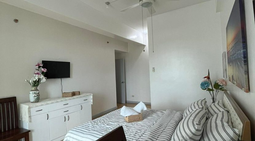 8db41a8347451be9b3ee42aeade53d74