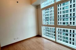 9661a799ae6047eb86165c604bd83329