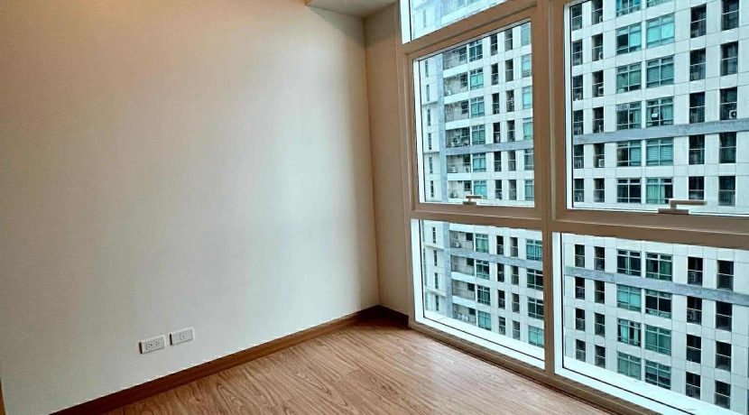 9661a799ae6047eb86165c604bd83329