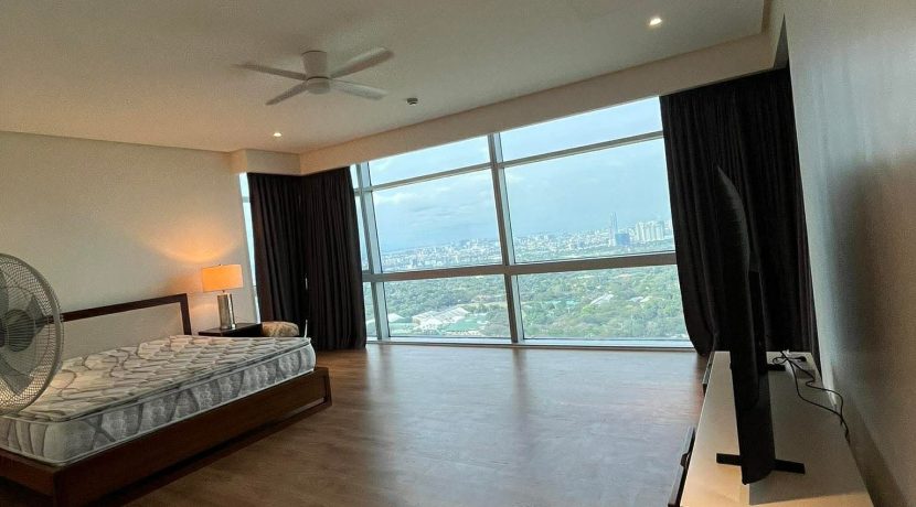 97693cea893a3ec6d8163cfad174d8c6