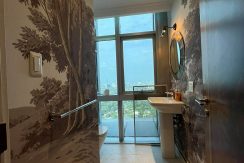 9832d42f4163788509b50e854ad407b1