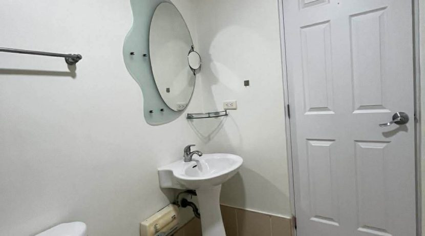 ab89450327acd235d4b9df7638ece9e5