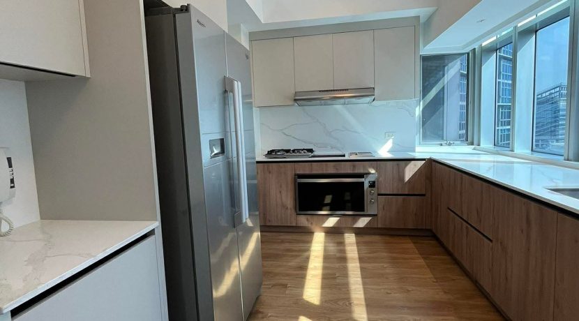 ac26e17e691f051a32372d94400a9665