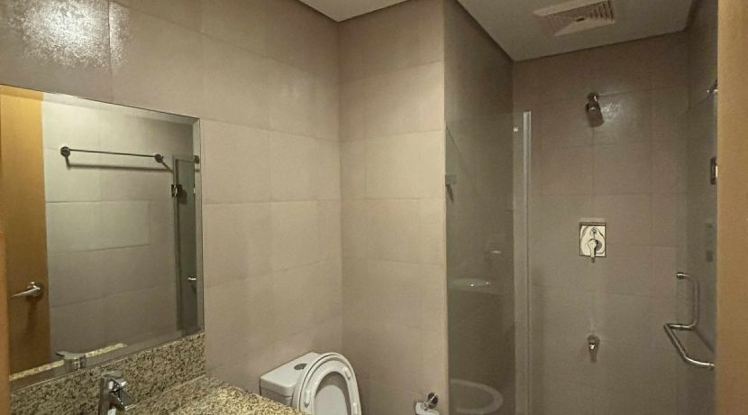 b011ee115c8a6ad1c3620a1c2893f1ca