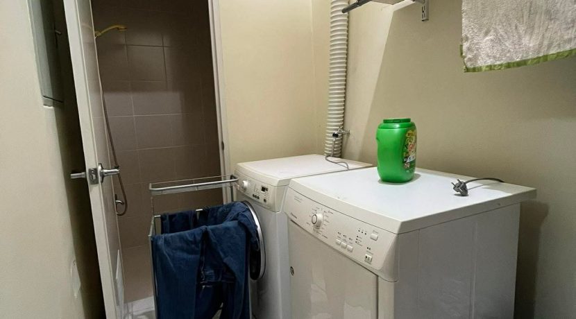 c9965ebf7dc8c28408636296a397ff80