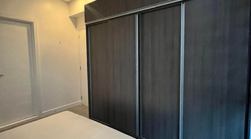 d65d48e8c82047e97812f7176ecc1141