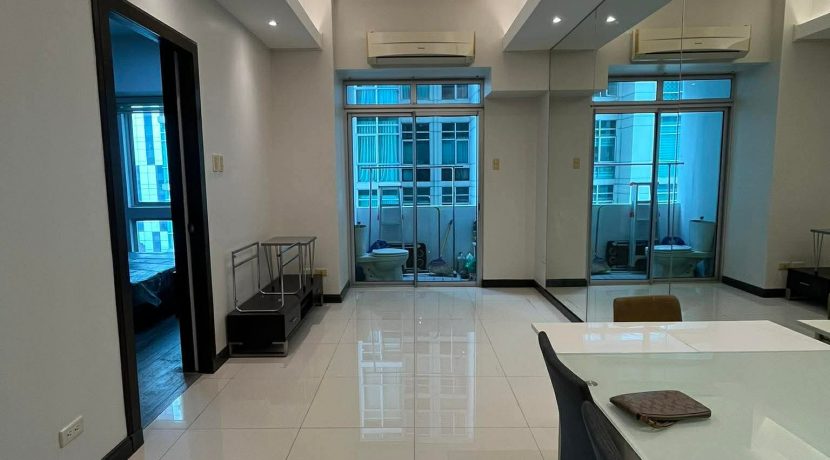 d9f3df841ecf88e9f4653e1f2e237b75