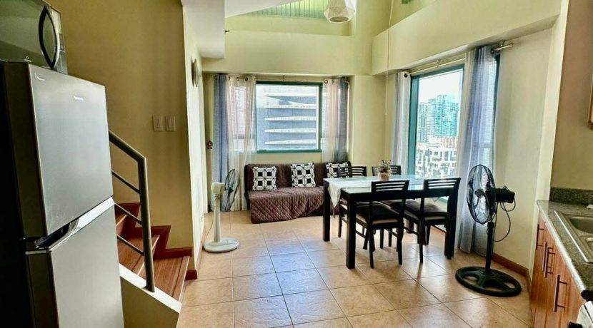 e17e1d6840602c54f3e0ad3a329468b9