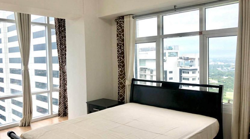 e1be18473e05e4a507a2c83aa13e55ef