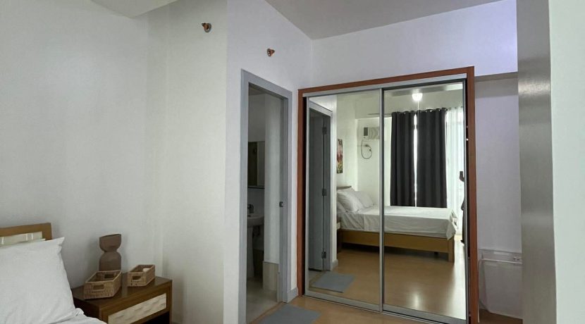 f8bd10807fecb0a814180504df9c8e0f