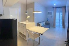 050dce9b8e640eefe38935587194d0dc