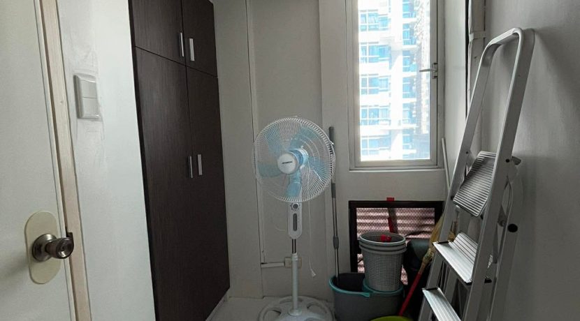 0d30a3c69da6f52d55df02e5079b5ad8