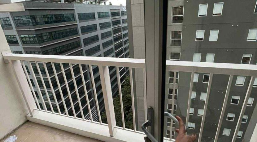 14bfe205f2924f2fcb31a226dae89596