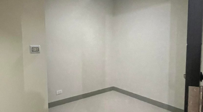 15036b2530a956cea2d581adfb59123c