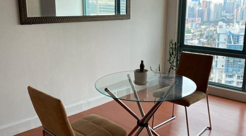 153548c621242e471359e80567cd503d