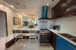 2453d1cac0891f34d96f724a97cc5c0e