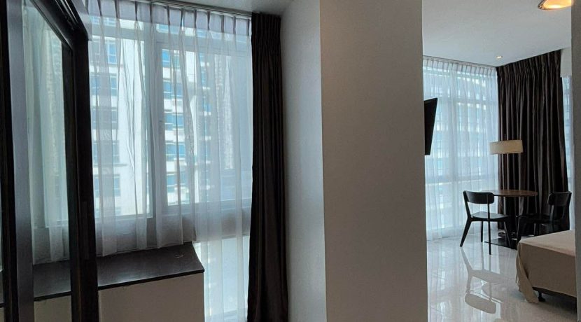 30e4c200c1a8130dcb252cfed24e143f