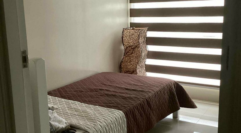 44ff40cfdf9e77d195578f45f7bbf8e3