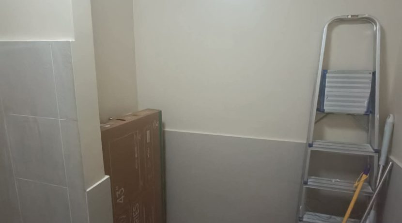 483d8eb36a8599a17a55fa26c962f7f2